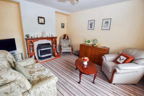 Lounge 1