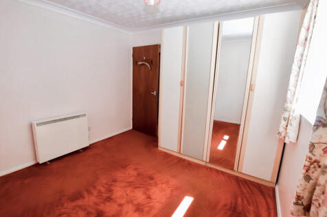 Bedroom 1b