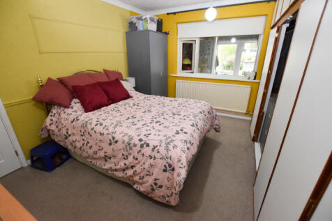 Bedroom 1a