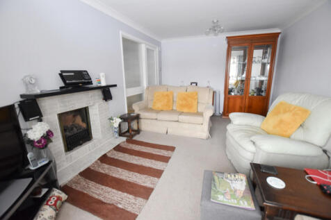 Lounge 3