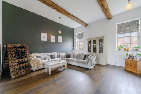 Lounge 1