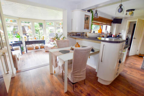 Dining Area 2