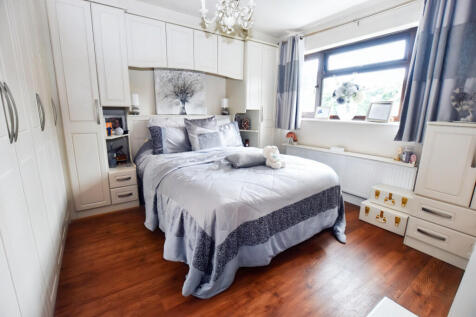 Principal Bedroom...