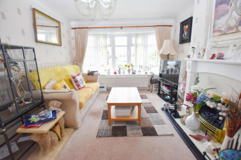 Lounge 3