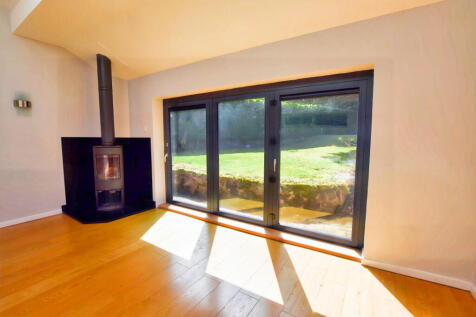 Family Room 1