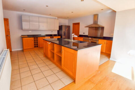 Kitchen 3