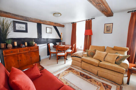Lounge 1