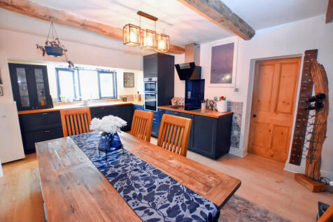 Dining Kitchen 2