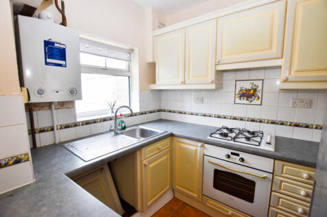 Kitchen Area 1