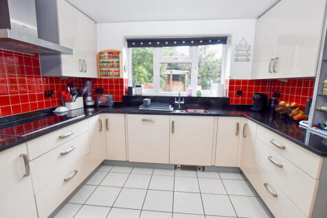 Kitchen 3