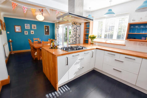 Dining Kitchen 4