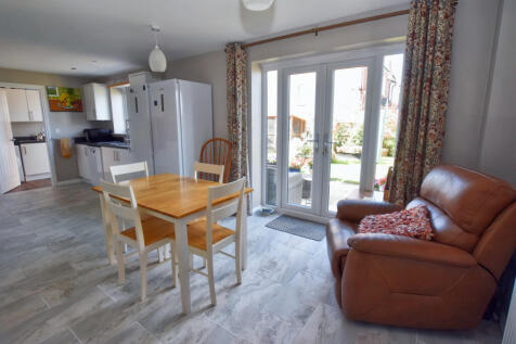 Dining Kitchen 2