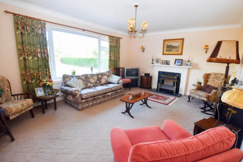 Lounge 1