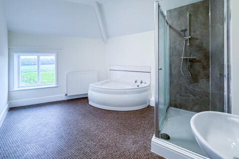 Cloverley Home Fa...