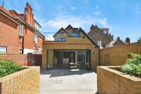 Property Image 25
