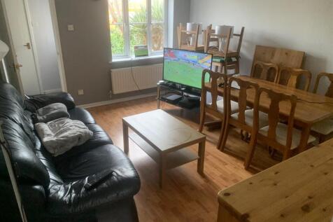Living room.jpeg