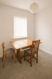 bedroom 4.JPG
