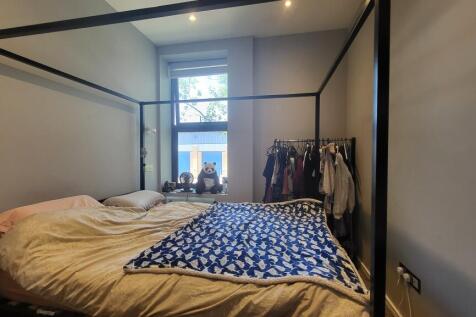 6.bedroom