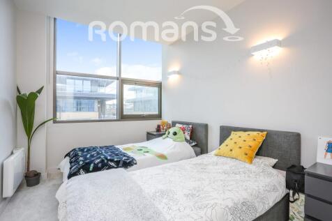 8 bedroom2