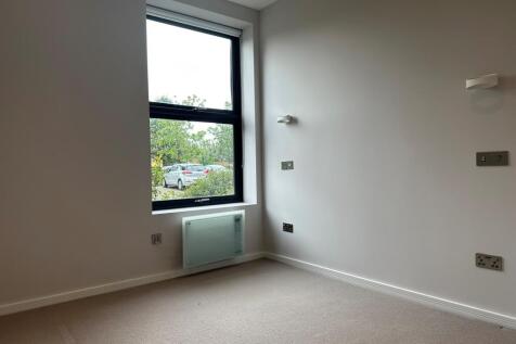 2 Clifton bedroom
