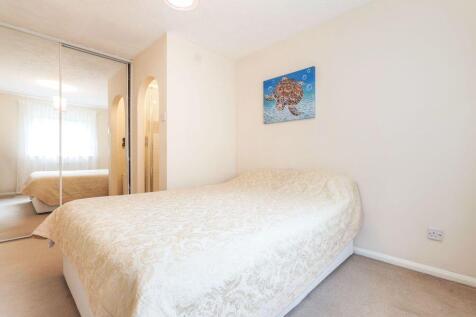 e73429e5-c6e5-4c99-b