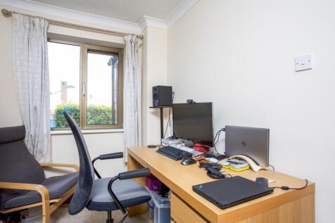 370b31a4-fc37-4a05-b