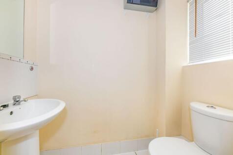 5.cloakroomnew.jpg