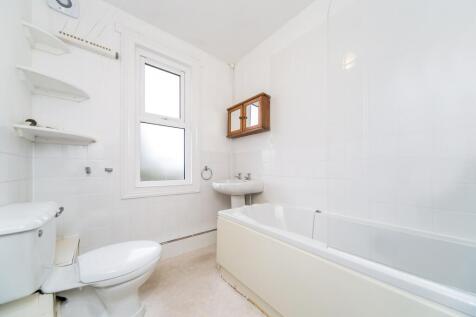 Bathroom.jpg