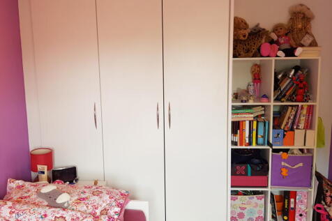Bedroom 2.2