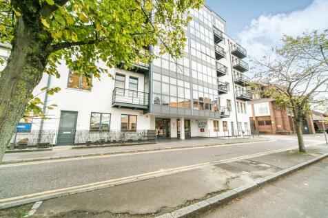 c0c3b827-59c5-46ee-b