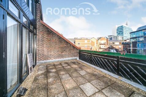 81728329-7a9c-4e54-8