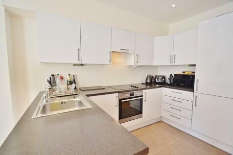 kitchen 3.jpg