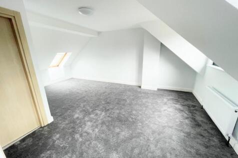 BEDROOM 4.jpg