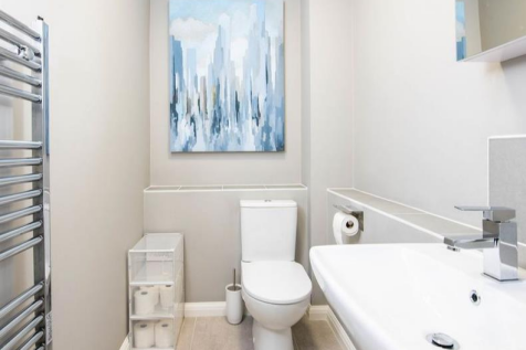 TOILET.PNG
