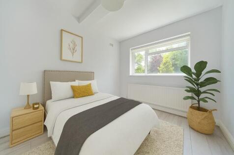bedroom .jpeg