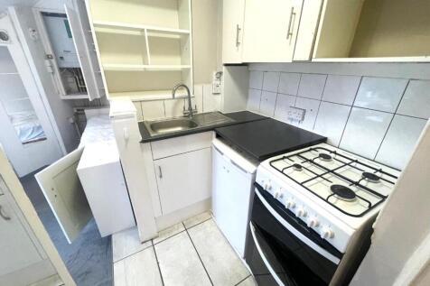 NEW KITCHEN.jpg