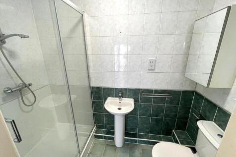 SHOWER.jpg