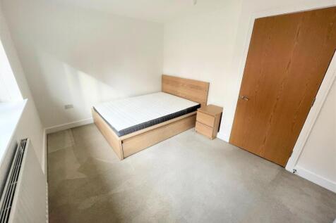 BED 3.jpg