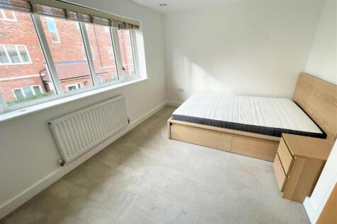 BEDROOM 3.jpg