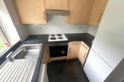 KITCHEN 1.jpg
