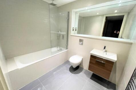 BATHROOM 1.jpg