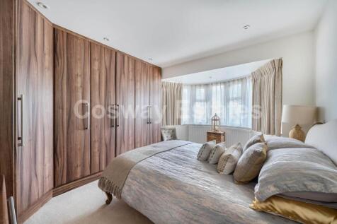3506de7e-fc7e-43ff-abbb-ffbf7befeb60.jpg