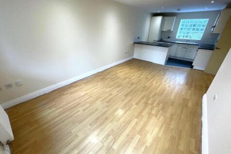 LIVING ROOM 1.jpg
