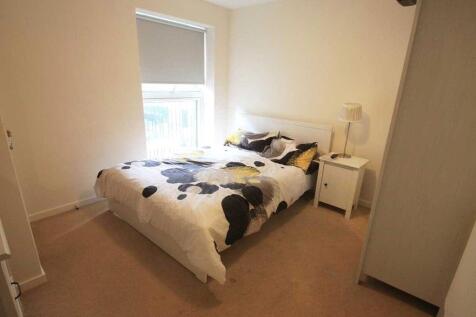 BEDROOM 1.jpg