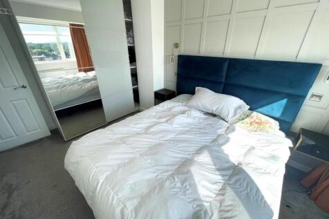 BED 1.jpg