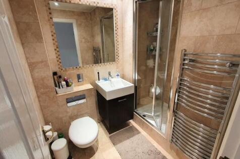 Shower room.jpg