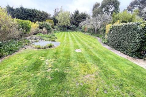GARDEN.jpg