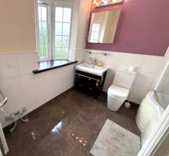 BATHROOM.PNG