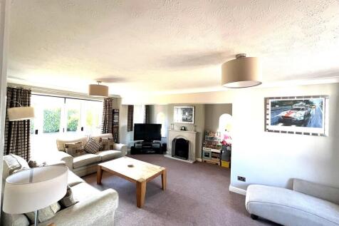 Lounge A1