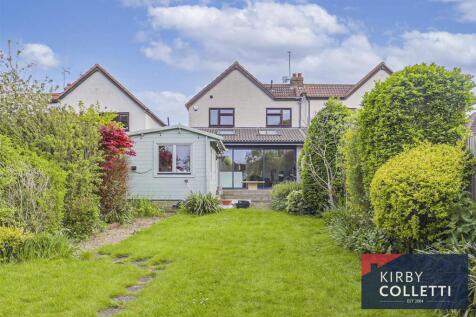 125FT REAR GARDEN